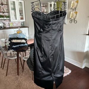 Elegant Black Strapless Dress